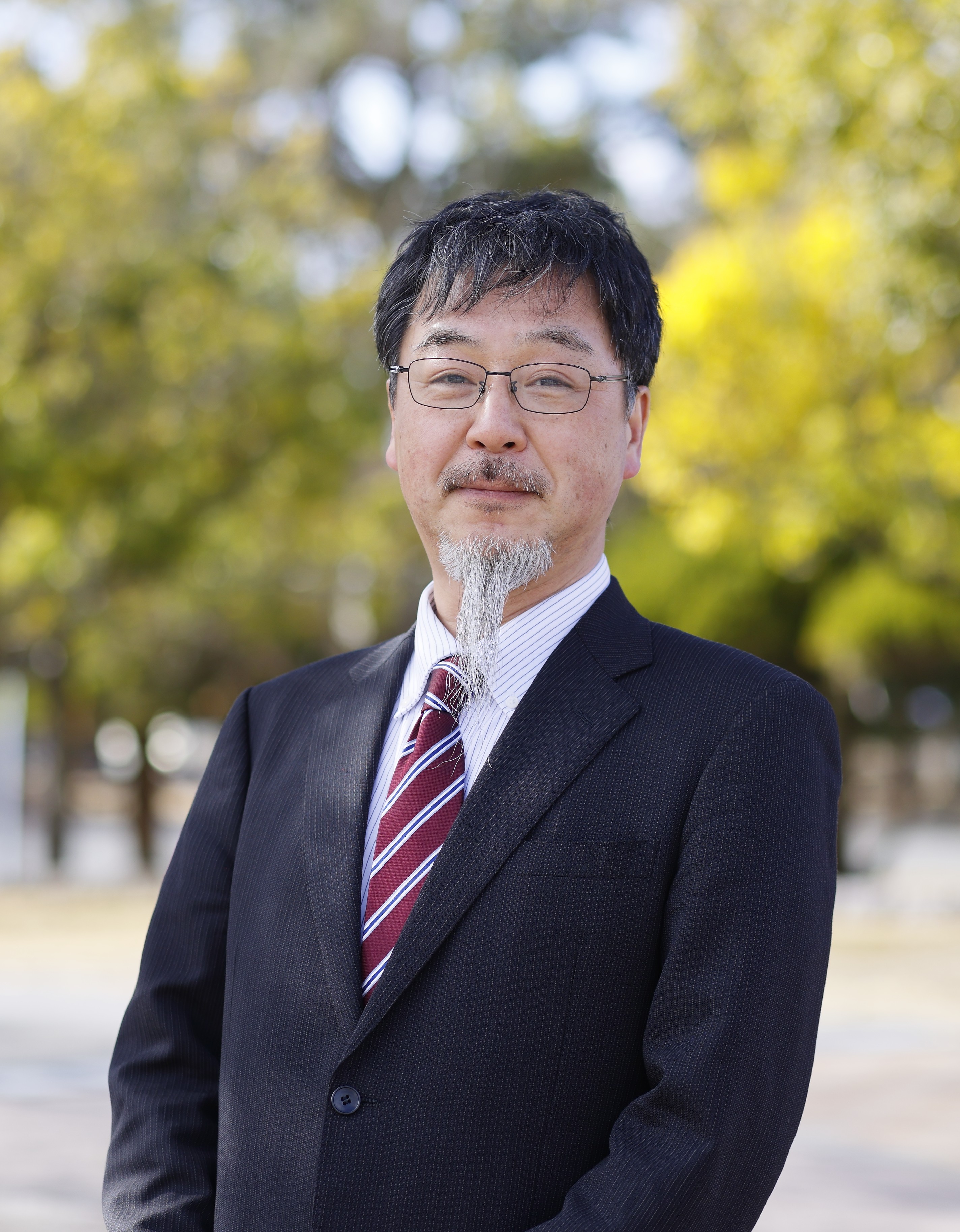 
          [教授]越野 和之
          (KOSHINO Kazuyuki)
