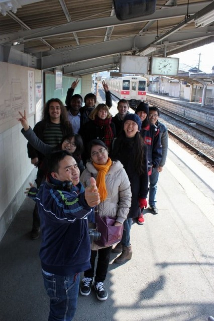 三輪駅までは電車の旅